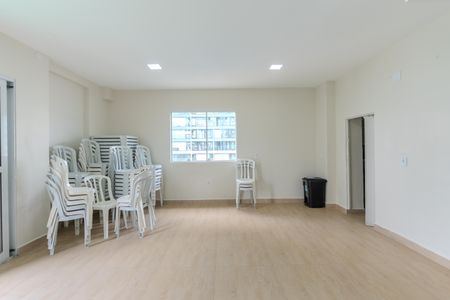 Apartamento à venda com 70m², 2 quartos e sem vagaÁrea comum - Salão de festas