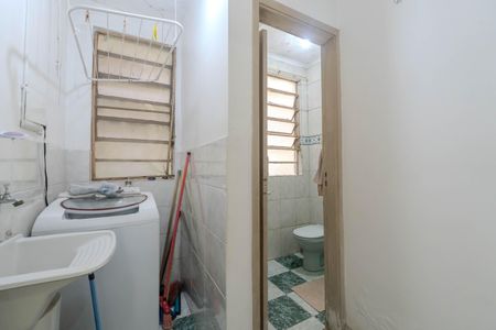 Apartamento à venda com 70m², 2 quartos e sem vagaBanheiro