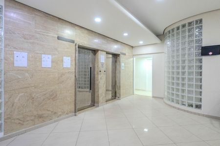 Apartamento à venda com 70m², 2 quartos e sem vagaHall de entrada