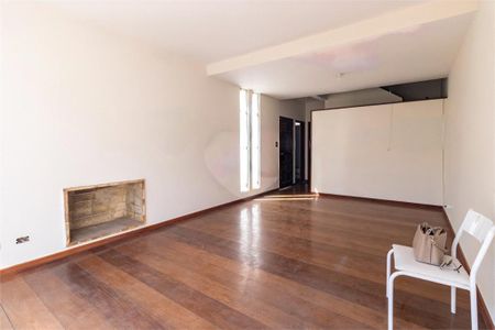 Casa à venda com 3 quartos, 165m² em Itaim Bibi, São Paulo