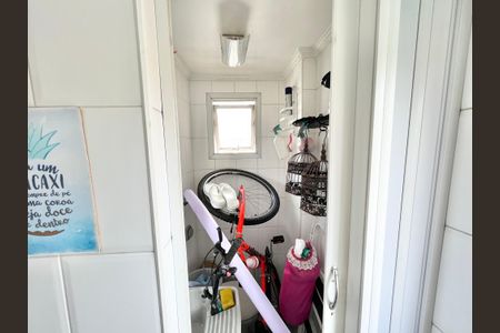 Apartamento à venda com 62m², 2 quartos e 1 vagaBanheiro de serviço