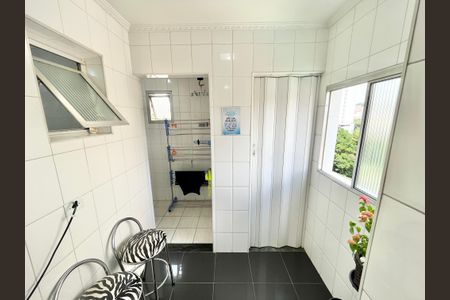 Apartamento à venda com 62m², 2 quartos e 1 vagaCozinha
