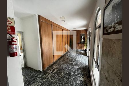 Apartamento à venda com 62m², 2 quartos e 1 vagaHall