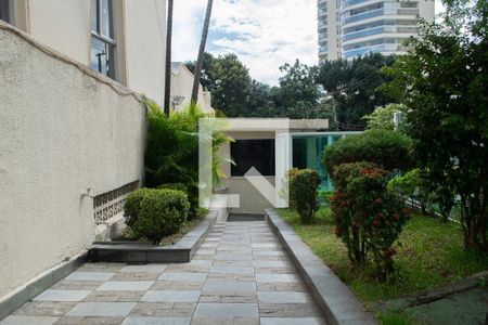 Apartamento à venda com 62m², 2 quartos e 1 vagaEntrada