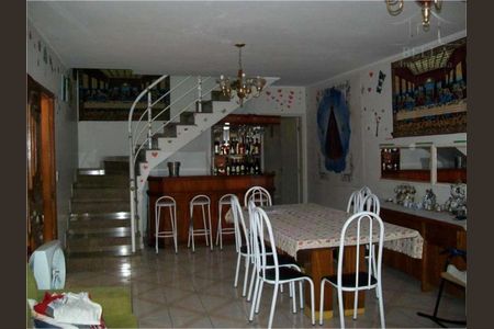 Casa à venda com 150m², 3 quartos e 2 vagas