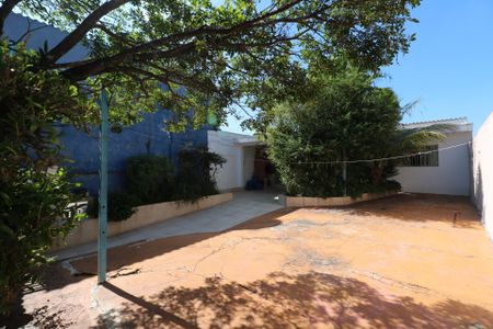 Casa à venda com 285m², 3 quartos e 9 vagas Casa à venda com 285m², 3 quartos e 9 vagasQuintal