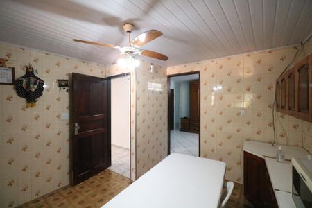 Casa à venda com 285m², 3 quartos e 9 vagasCozinha