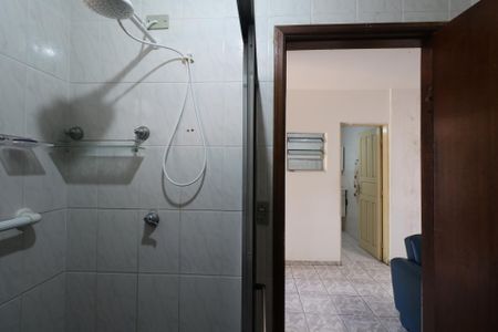 Casa à venda com 285m², 3 quartos e 9 vagasBanheiro 2
