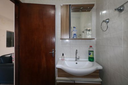 Casa à venda com 285m², 3 quartos e 9 vagas Casa à venda com 285m², 3 quartos e 9 vagasBanheiro 2