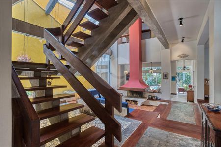 Casa à venda com 4 quartos, 379m² em Santo Amaro, São Paulo