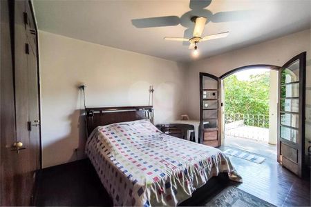 Casa à venda com 434m², 4 quartos e 4 vagas