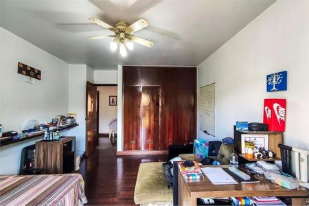 Casa à venda com 434m², 4 quartos e 4 vagas