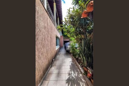 Casa à venda com 434m², 4 quartos e 4 vagas