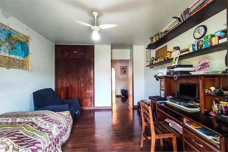 Casa à venda com 434m², 4 quartos e 4 vagas