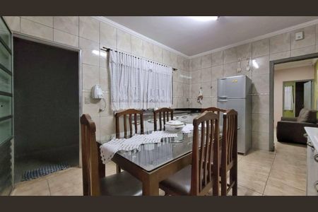 Casa à venda com 2 quartos, 200m² em Vila Pires, Santo André