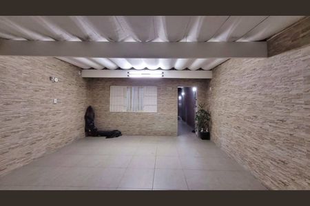 Casa à venda com 2 quartos, 200m² em Vila Pires, Santo André