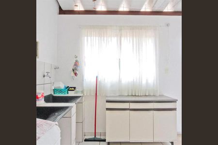 Casa à venda com 2 quartos, 103m² em Parque Sao Domingos, São Paulo