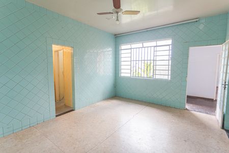 Casa à venda com 365m², 4 quartos e 2 vagasCopa