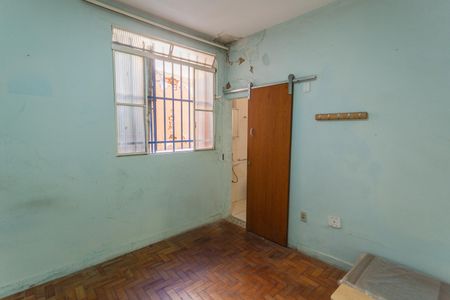 Casa à venda com 365m², 4 quartos e 2 vagasSuíte