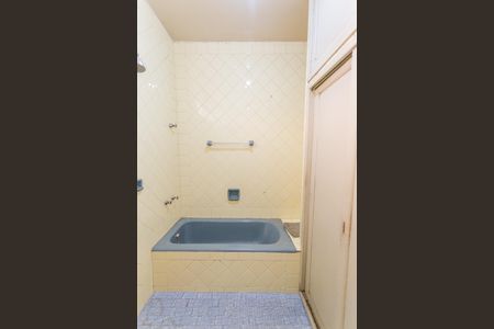 Casa à venda com 365m², 4 quartos e 2 vagasBanheiro Social