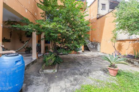 Casa à venda com 365m², 4 quartos e 2 vagasQuintal