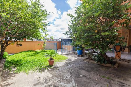 Casa à venda com 365m², 4 quartos e 2 vagasQuintal