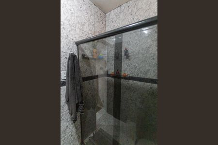 Casa à venda com 365m², 4 quartos e 2 vagasBanheiro da Suíte da Casa 2