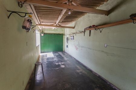 Casa à venda com 365m², 4 quartos e 2 vagasGaragem