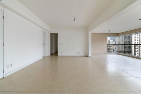 Apartamento à venda com 4 quartos, 213m² em Santo Amaro, São Paulo