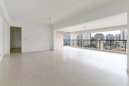 Apartamento à venda com 4 quartos, 213m² em Santo Amaro, São Paulo
