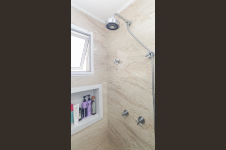 Apartamento à venda com 131m², 4 quartos e 2 vagas Apartamento à venda com 131m², 4 quartos e 2 vagasBanheiro da Suíte