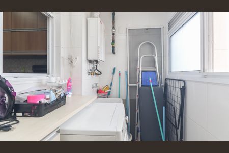 Apartamento à venda com 131m², 4 quartos e 2 vagas Apartamento à venda com 131m², 4 quartos e 2 vagasÁrea de Serviço