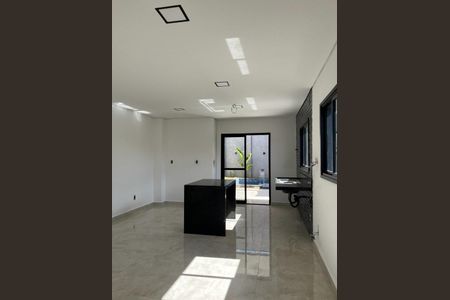 Casa de condomínio à venda com 126m², 3 quartos e 2 vagas