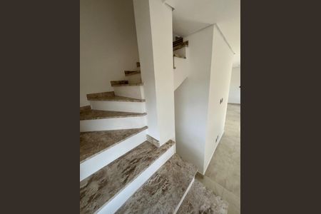 Casa de condomínio à venda com 126m², 3 quartos e 2 vagas