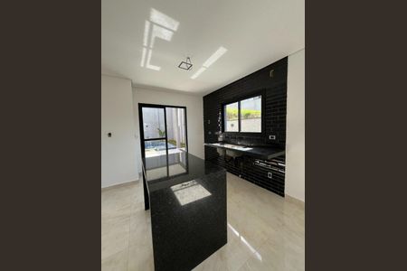 Casa de Condomínio à venda com 3 quartos, 126m² em Villas do Jaguari, Santana de Parnaíba