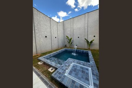 Casa de condomínio à venda com 126m², 3 quartos e 2 vagas