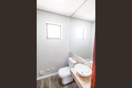Casa de condomínio à venda com 341m², 4 quartos e 4 vagas Casa de condomínio à venda com 341m², 4 quartos e 4 vagasLavabo