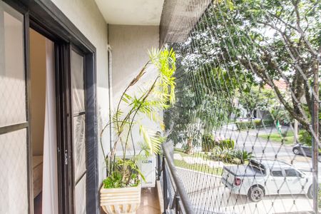 Casa de condomínio à venda com 341m², 4 quartos e 4 vagas Casa de condomínio à venda com 341m², 4 quartos e 4 vagasVista da Suíte