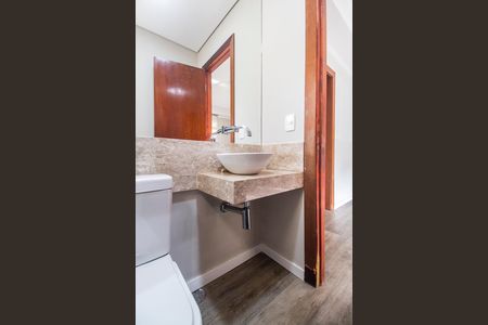 Casa de condomínio à venda com 341m², 4 quartos e 4 vagas Casa de condomínio à venda com 341m², 4 quartos e 4 vagasLavabo