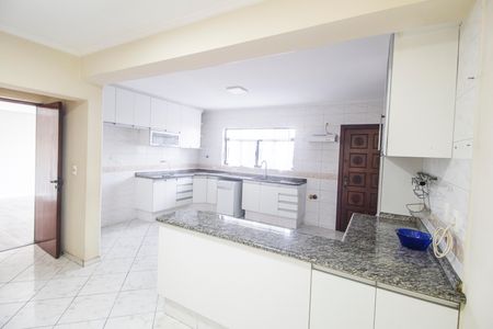 Casa de condomínio à venda com 341m², 4 quartos e 4 vagas Casa de condomínio à venda com 341m², 4 quartos e 4 vagasCozinha