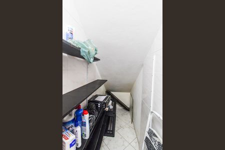 Casa de condomínio à venda com 341m², 4 quartos e 4 vagas Casa de condomínio à venda com 341m², 4 quartos e 4 vagasDespensa