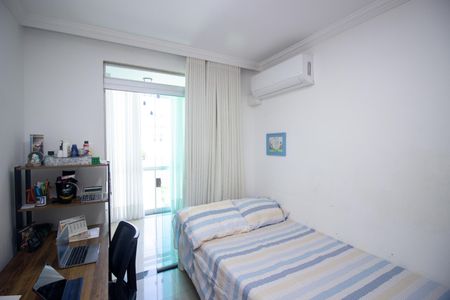 Casa à venda com 170m², 3 quartos e 3 vagasQuarto 2