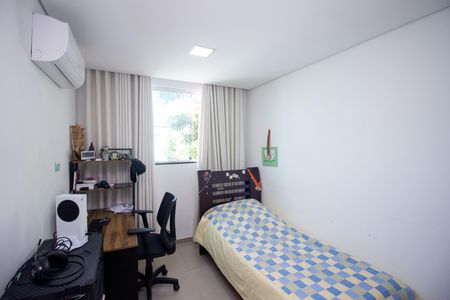 Casa à venda com 170m², 3 quartos e 3 vagasBanheiro da Suíte