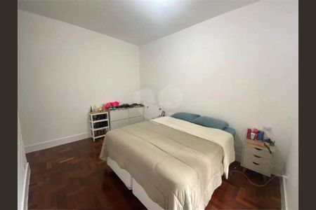 Casa à venda com 250m², 3 quartos e 3 vagas