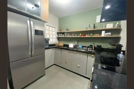 Casa à venda com 250m², 3 quartos e 3 vagas