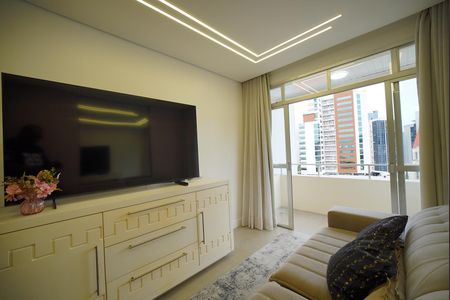 Apartamento para alugar com 82m², 2 quartos e 1 vagaSala