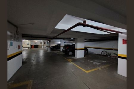 Apartamento para alugar com 82m², 2 quartos e 1 vaga Apartamento para alugar com 82m², 2 quartos e 1 vagaGaragem