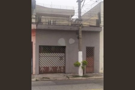 Casa à venda com 3 quartos, 164m² em Vila Mira, São Paulo