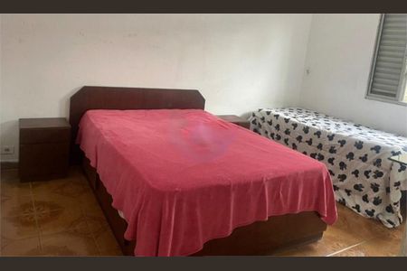 Casa à venda com 3 quartos, 164m² em Vila Mira, São Paulo