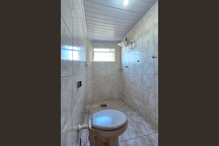 Casa à venda com 253m², 5 quartos e 4 vagasBanheiro de serviço